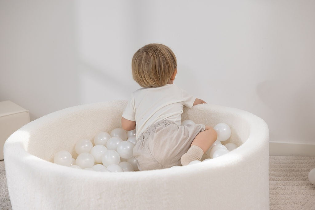 Round Ball Pit - Teddy Creme (90x30)