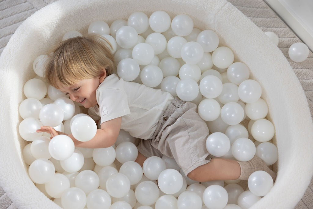 Round Ball Pit - Teddy Creme (90x30)