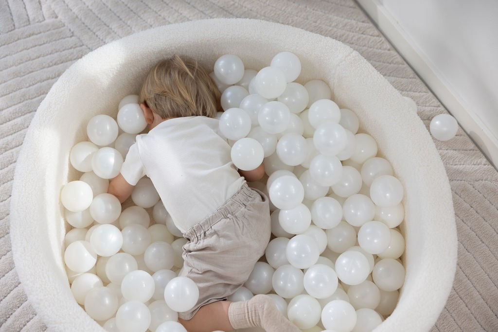 Round Ball Pit - Teddy Creme (90x30)