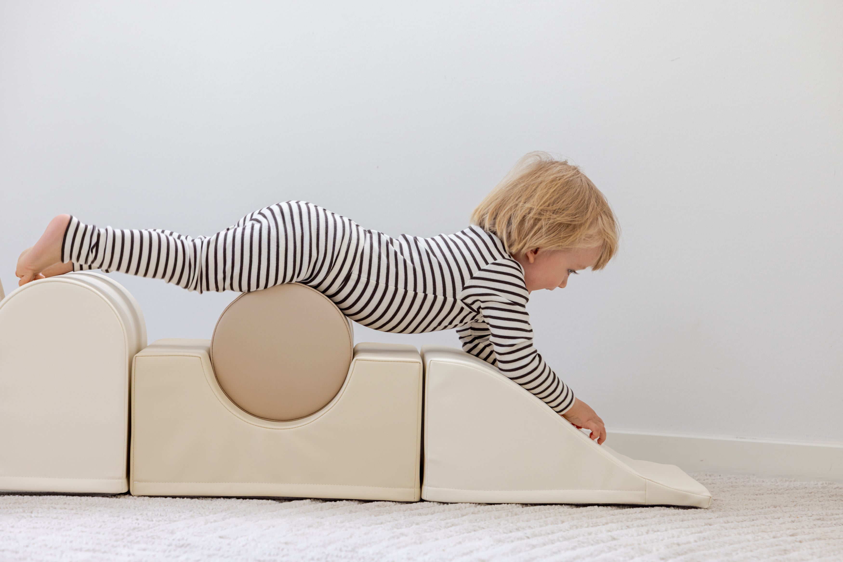 Rainbow Play Set - 7-Piece Foam Play Set