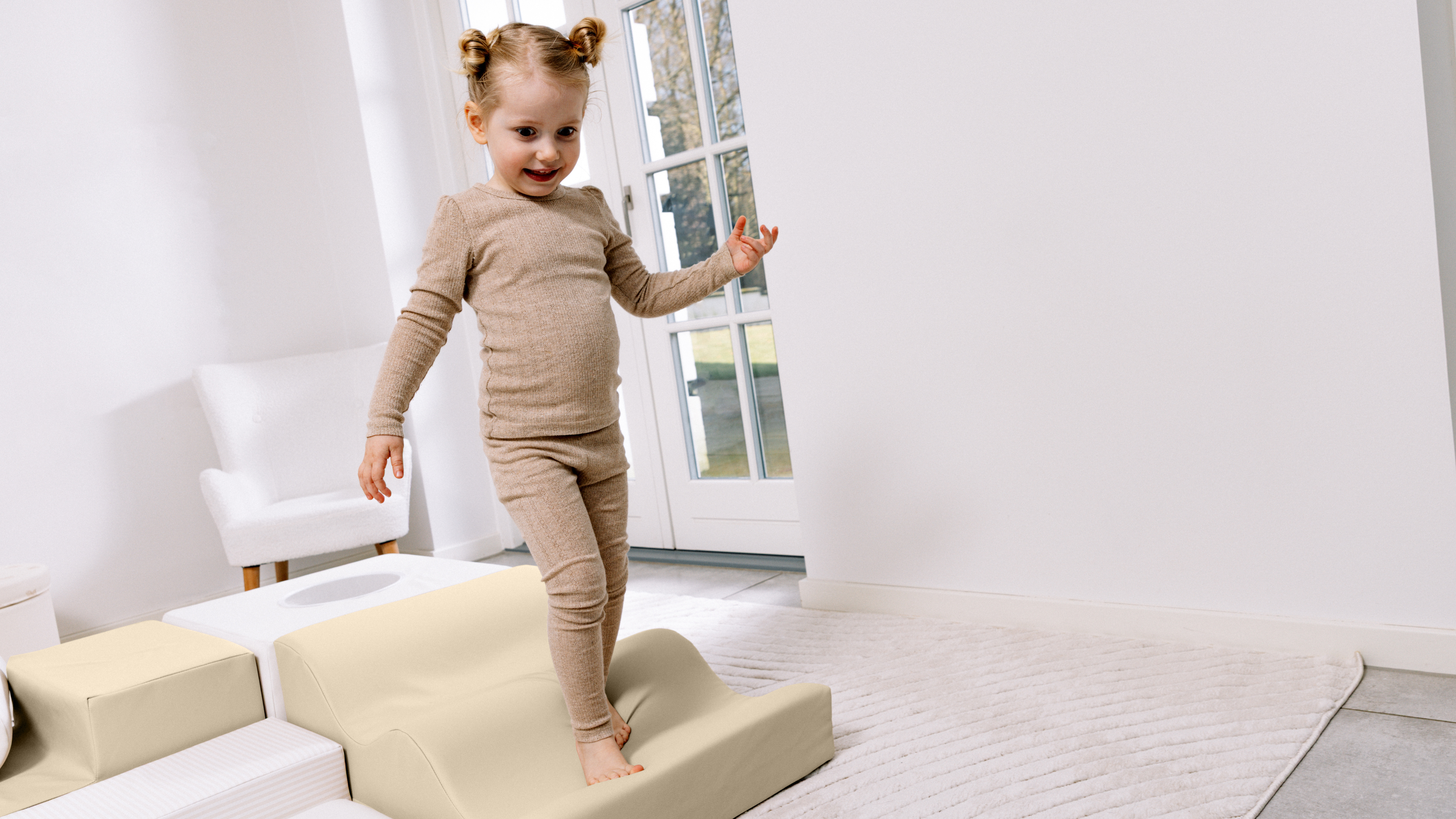 Mirror Play Set – Beige – 6-Piece Set