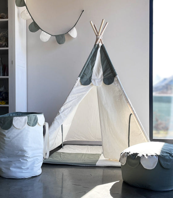 Kids’ Tipi Tent with Floor Mat – Perfect for Indoor and Outdoor Play