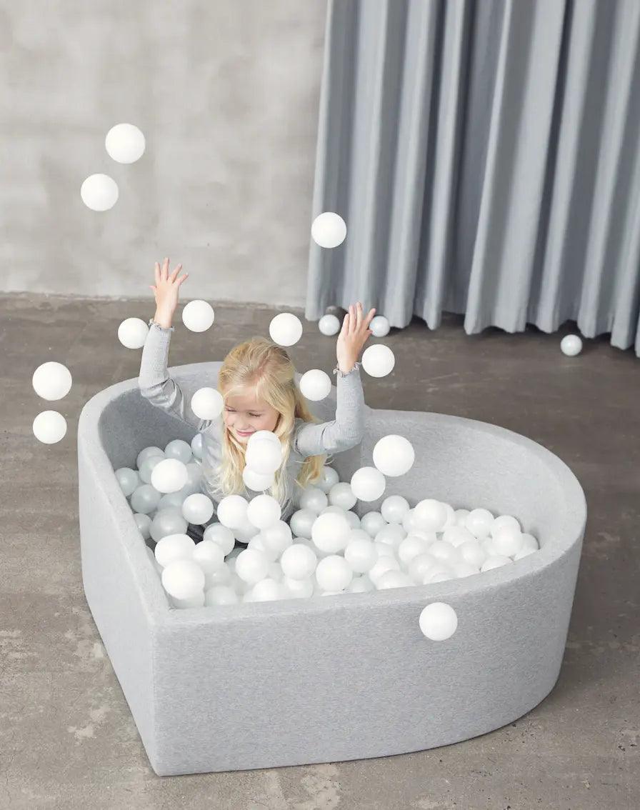Heart Ball Pit - Velvet Light Grey (115X40) - KIDKII