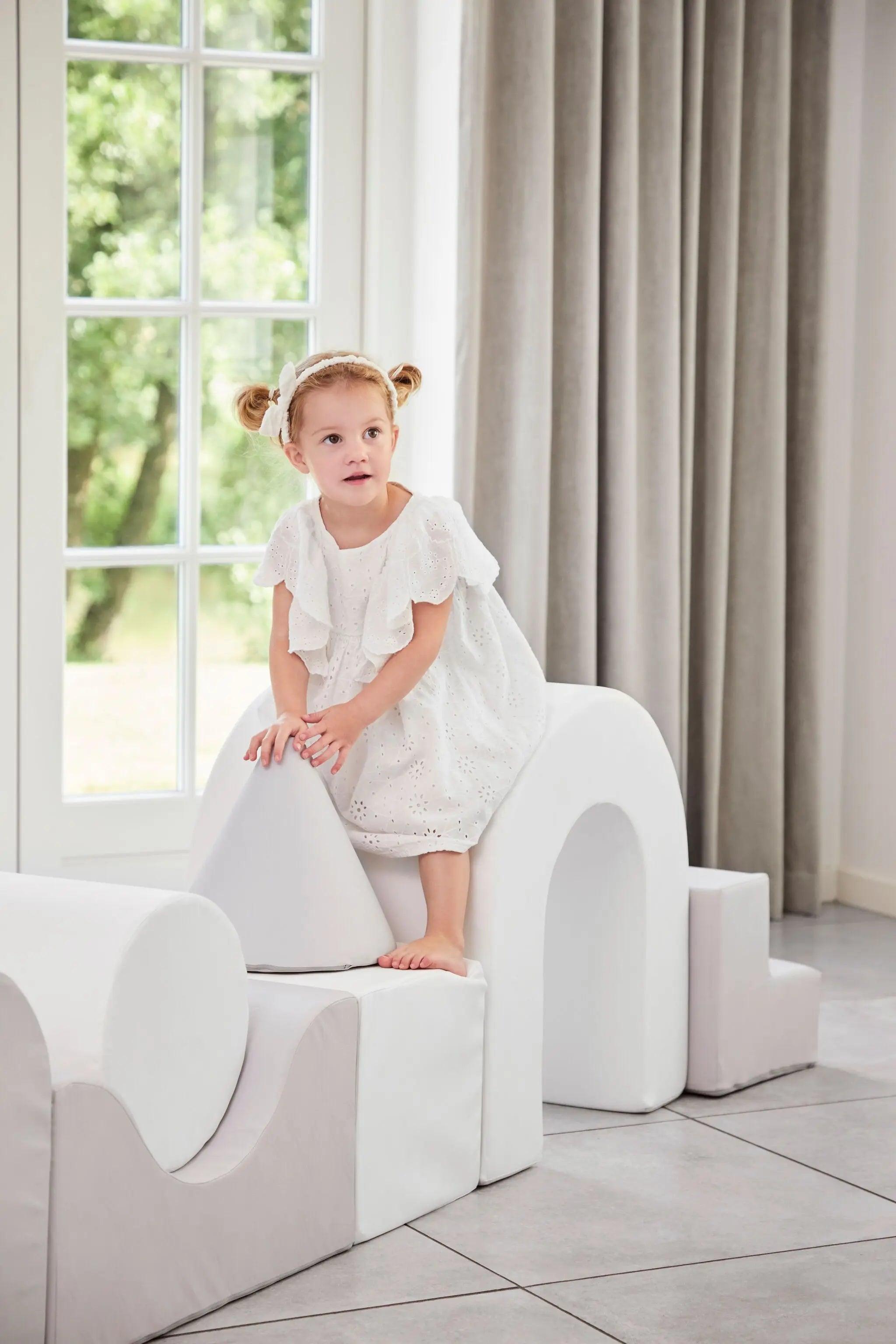 LUX Foam Play Set with Ball Pit - Grey/White - KIDKII