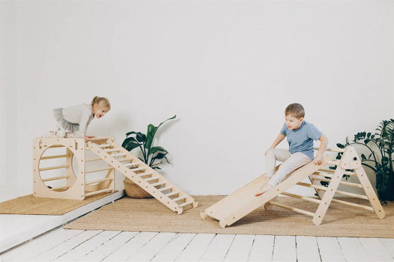 Montessori - Triangle with slide - Wood - KIDKII